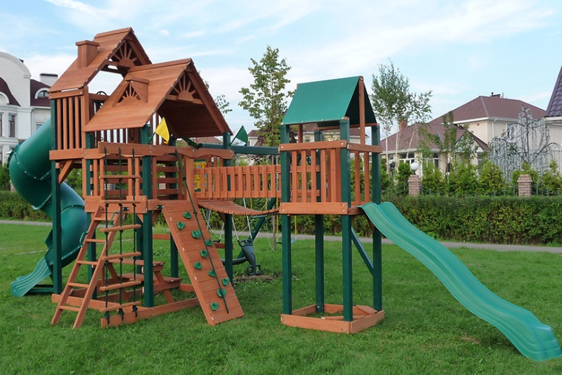 Детские площадки, игровые и спортивные комплексы от компании «Новая площадка».